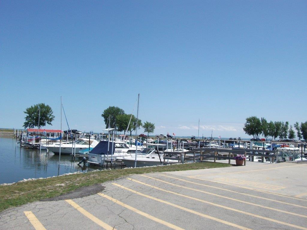 260_linwood_beach_marina.jpg