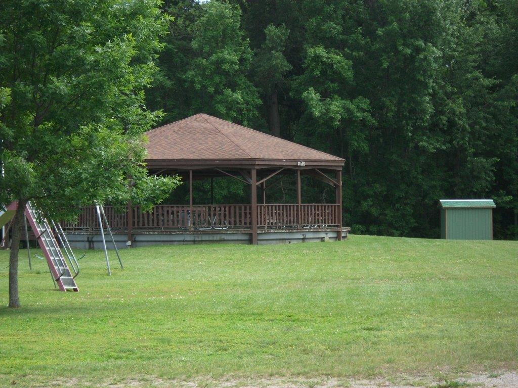 329_pinconning_park.jpg