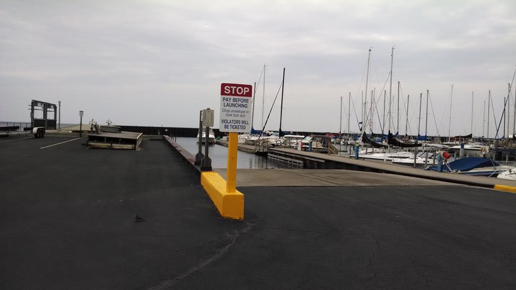 44_greatlakesmarina_1.jpg