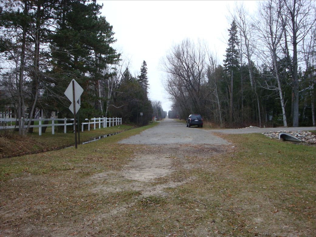 carter_road_end_3.jpg