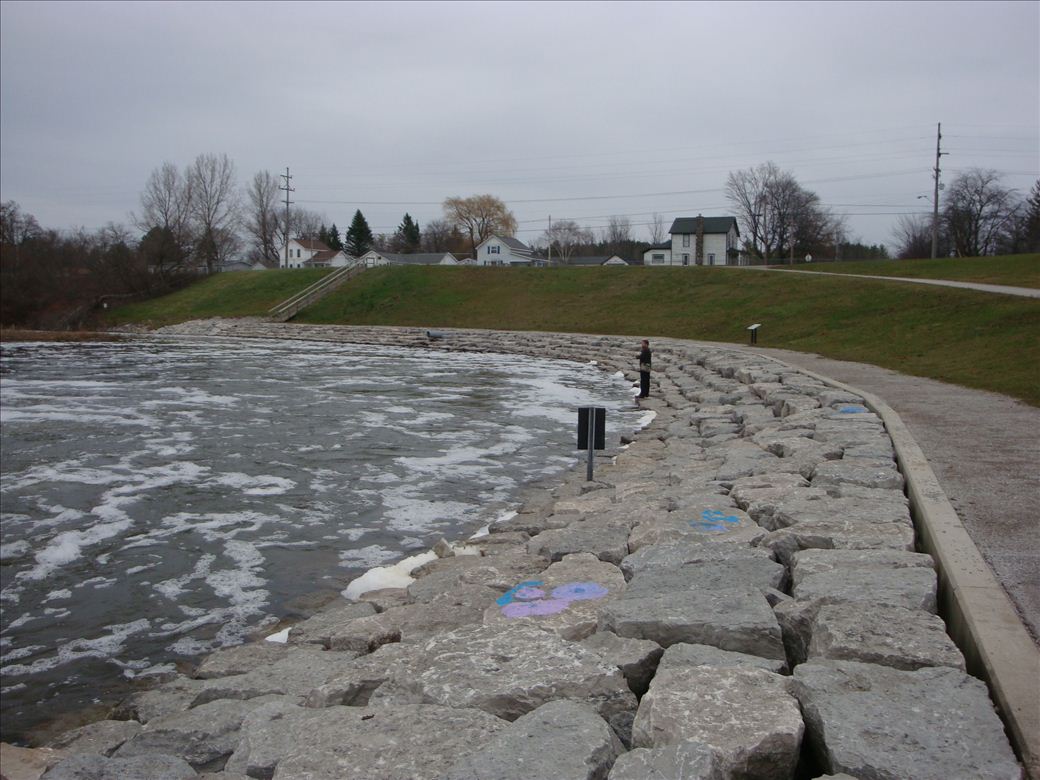cheboygan_lock_dnr_1.jpg