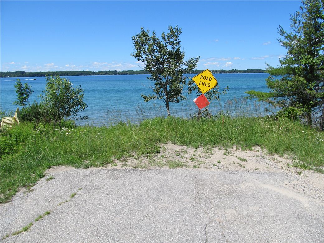 col_water_trails_64.jpg