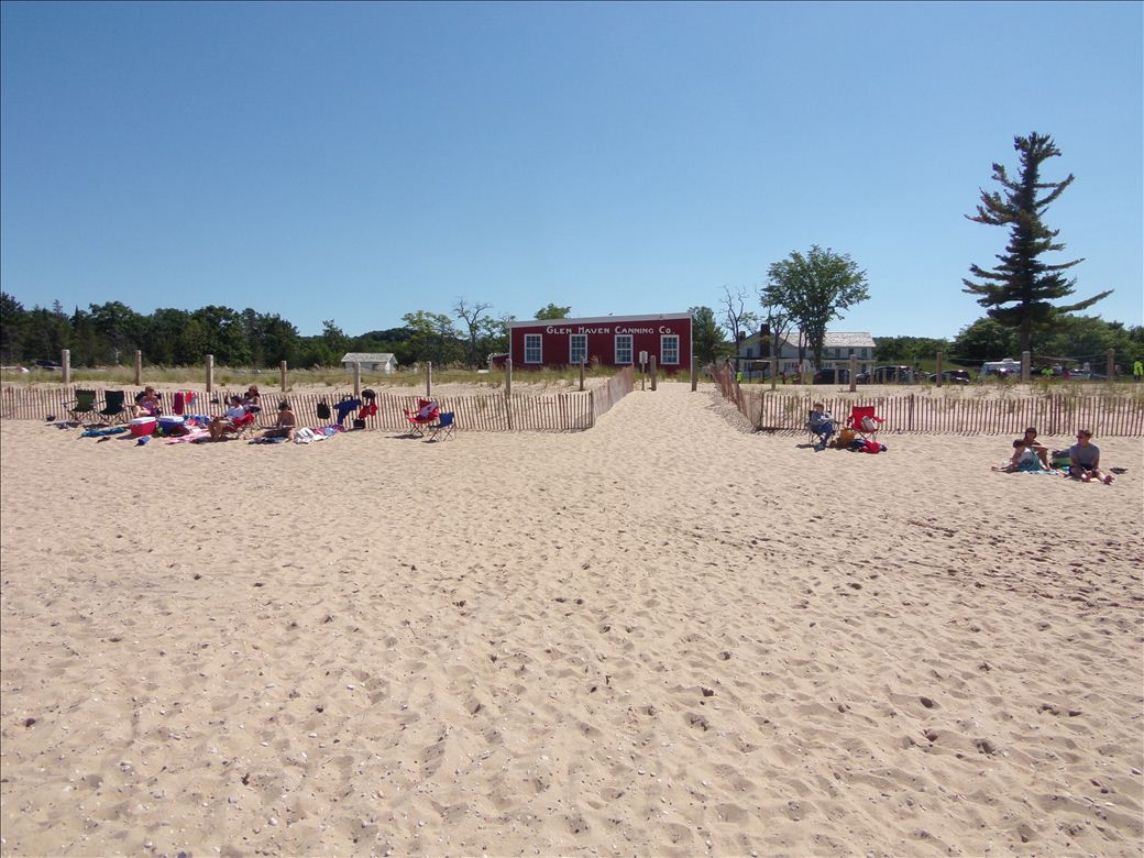 glen_haven_beach_3.jpg