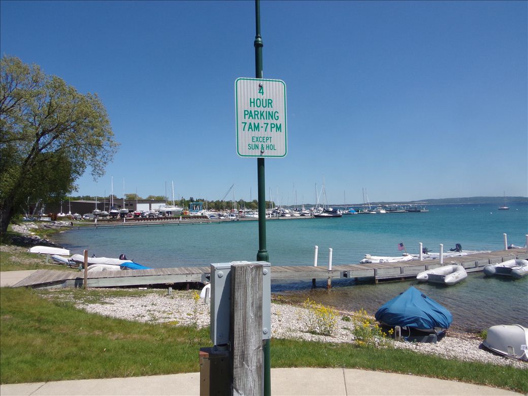 Harbor Springs Marina parking hours