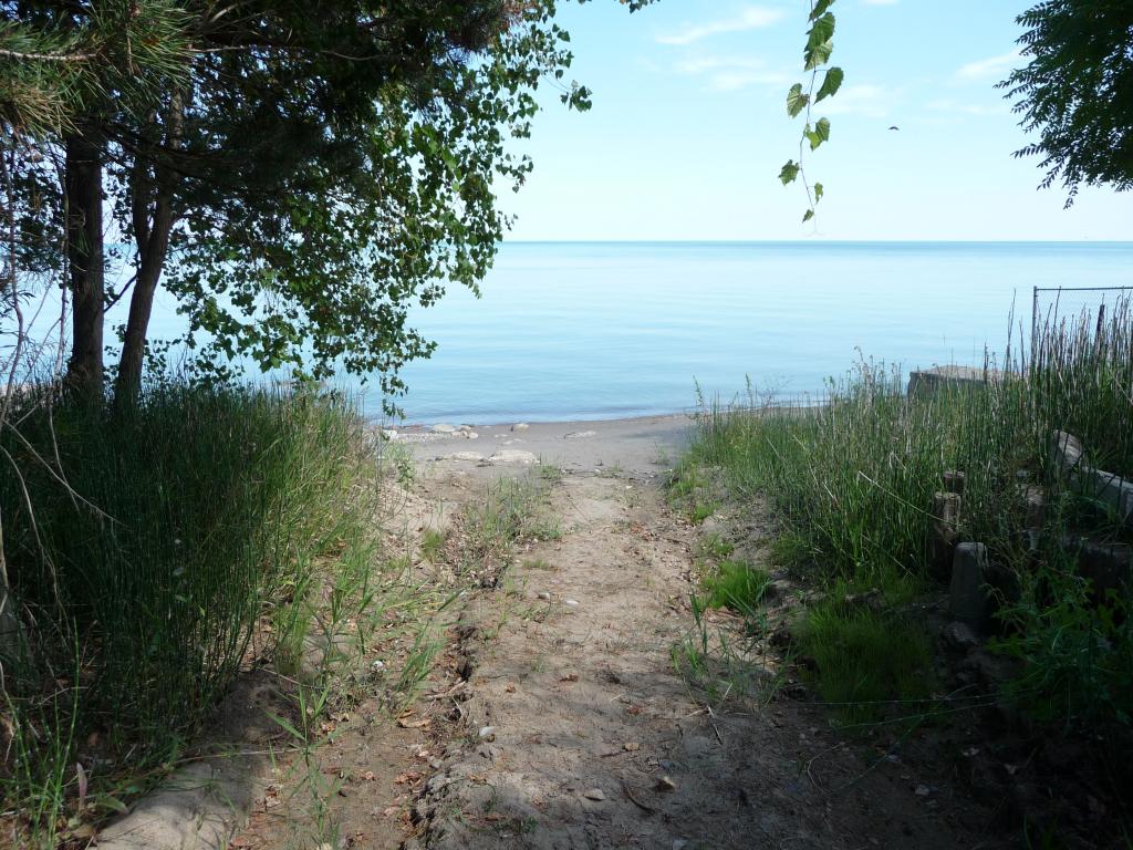 Access to the beach