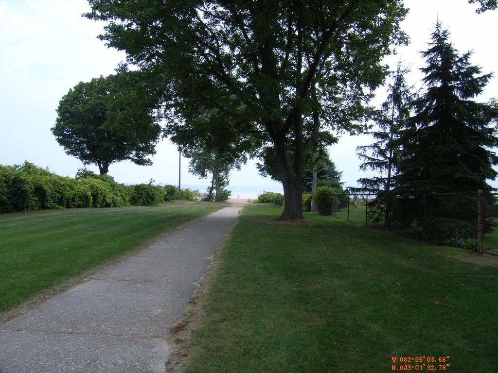 Path to beach
