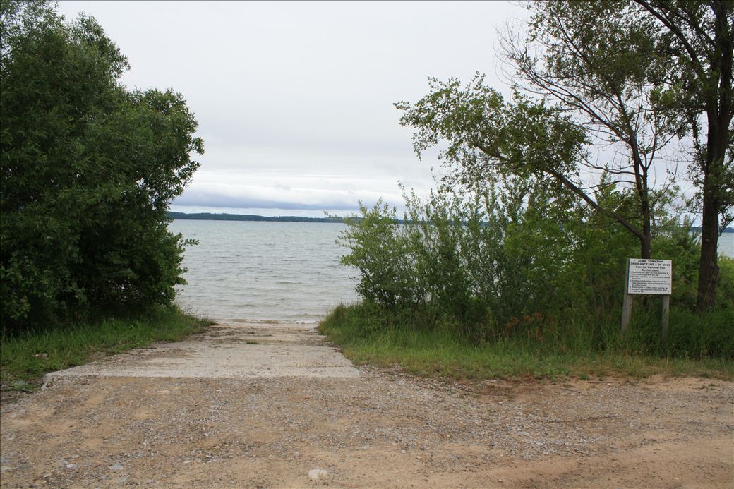 Bunker Hill road end