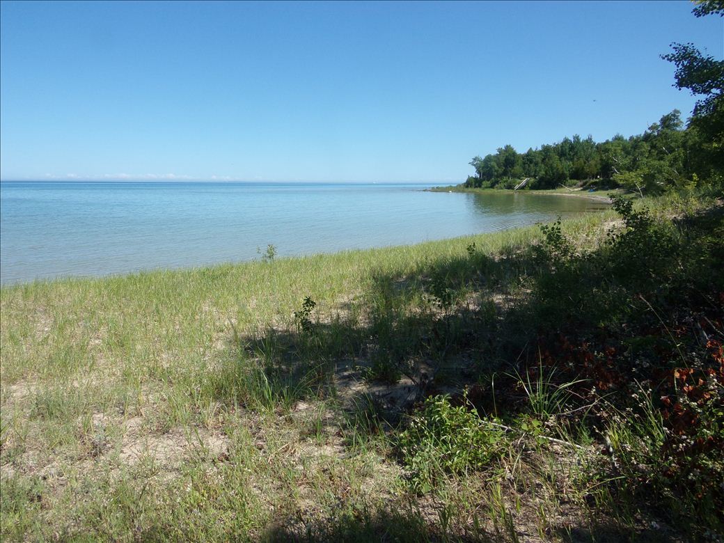onomonee_beach_4.jpg