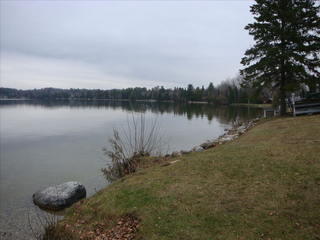 parrott_pointe_road_end_2.jpg
