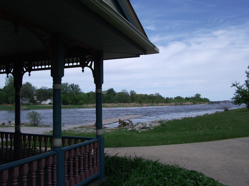 sr6_bay_city_rowing_club_sm.jpg