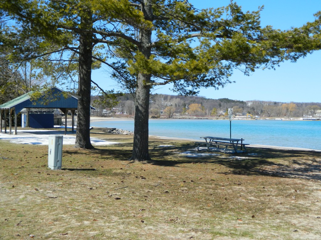 Suttons Bay Beach