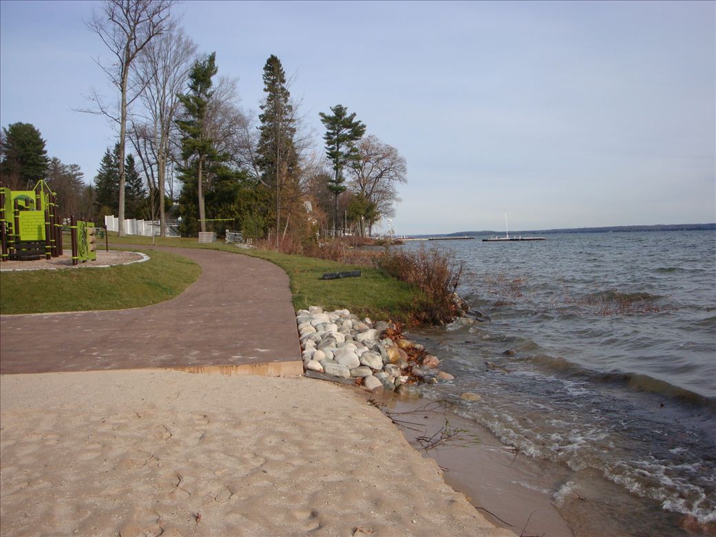 topinabee_park_3.jpg