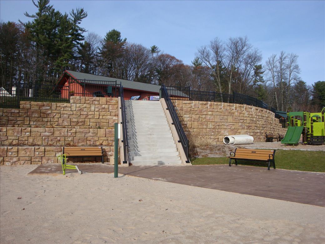topinabee_park_4.jpg