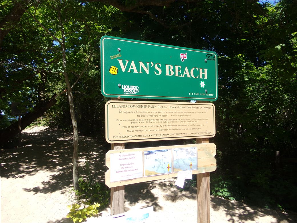 Afgang til Forstyrrelse Søgemaskine markedsføring Van's Beach - Michigan Water Trails