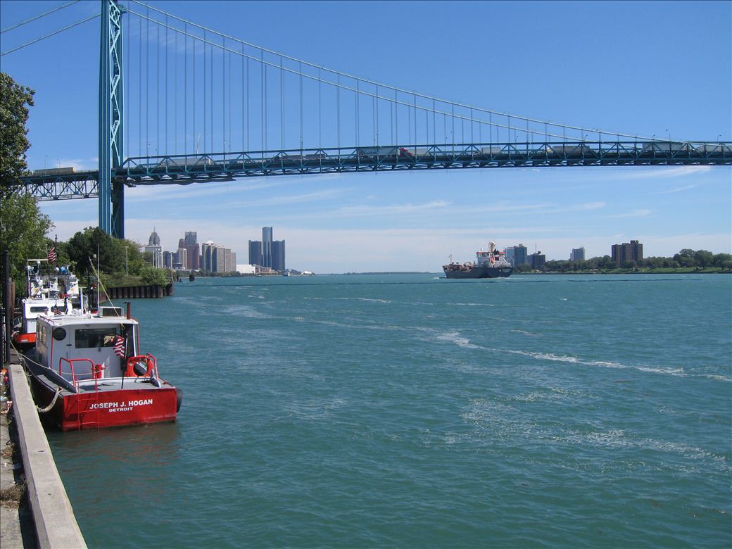 Bridge over international border